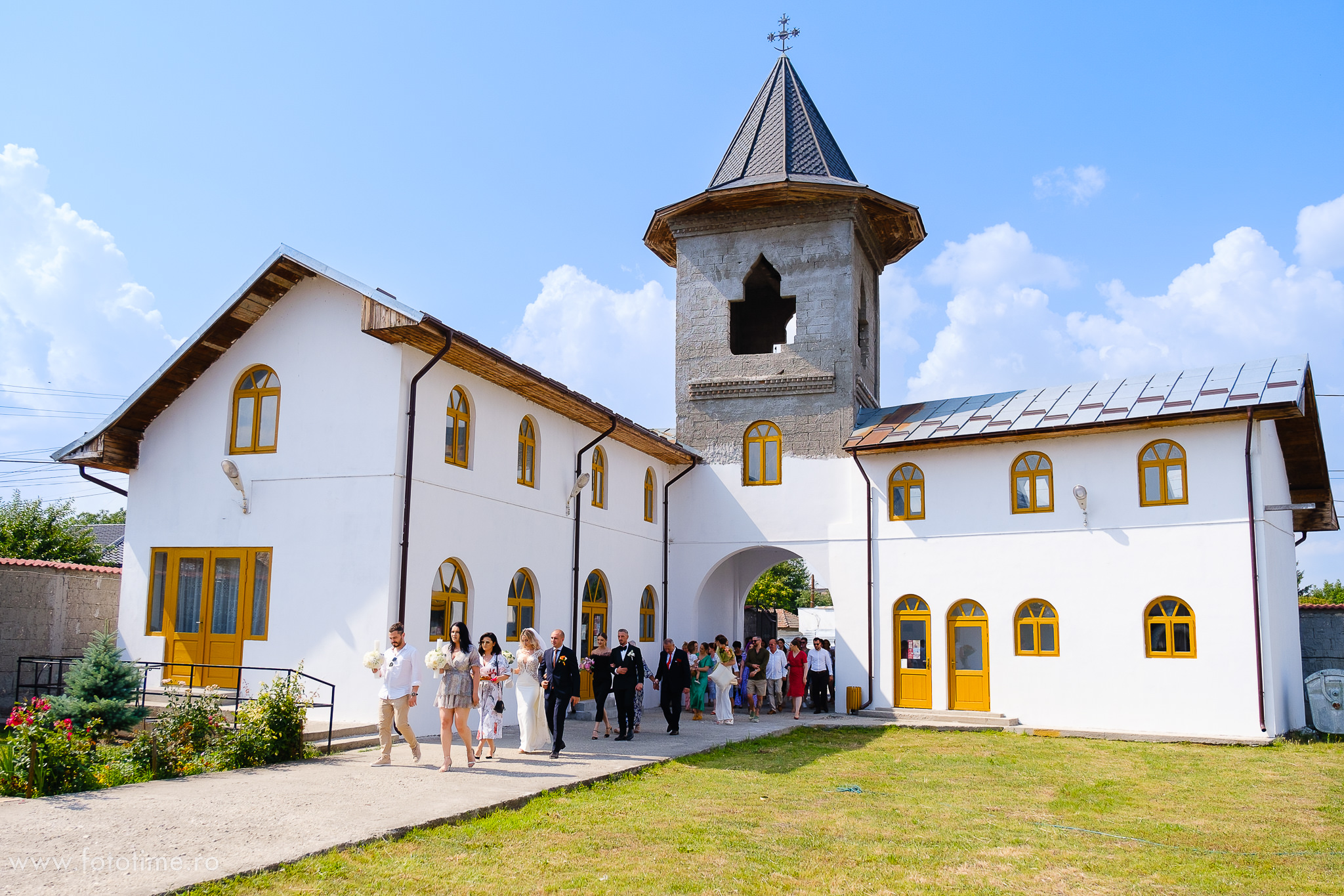 Fotografi Nunta Slatina - Pregatiri mireasa - FotoTime