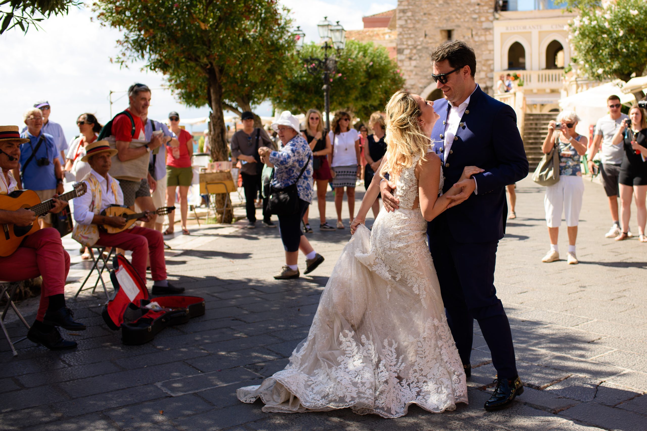 Sedinta Foto Trash the Dress in Taormina, Italia - FotoTime