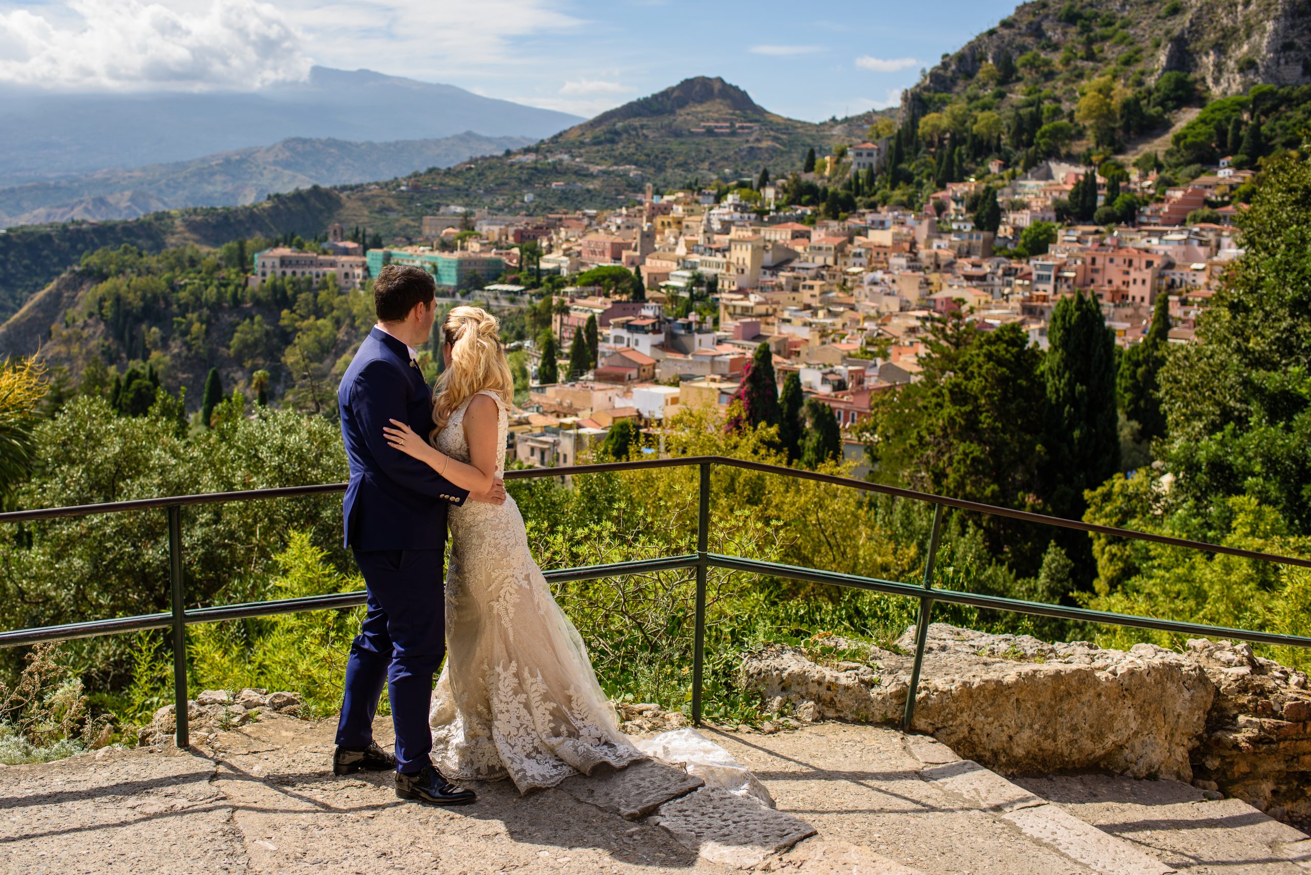 Sedinta Foto Trash the Dress in Taormina, Italia - FotoTime