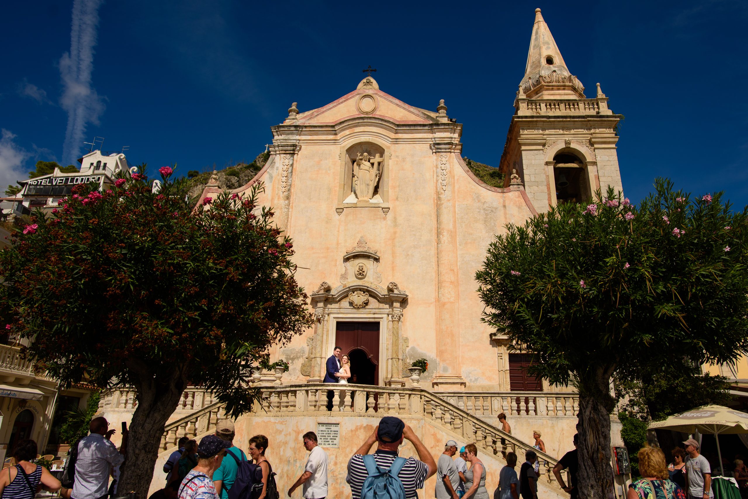 Sedinta Foto Trash the Dress in Taormina, Italia - FotoTime