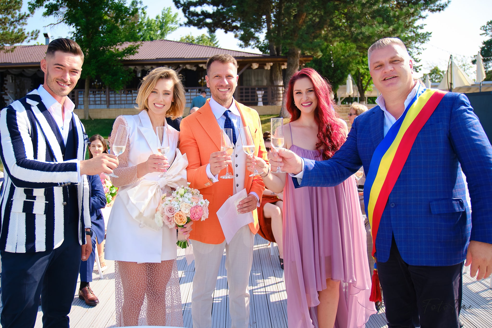 Fotografii Cununie Civila in Aer Liber la Bokaa Buftea - FotoTime