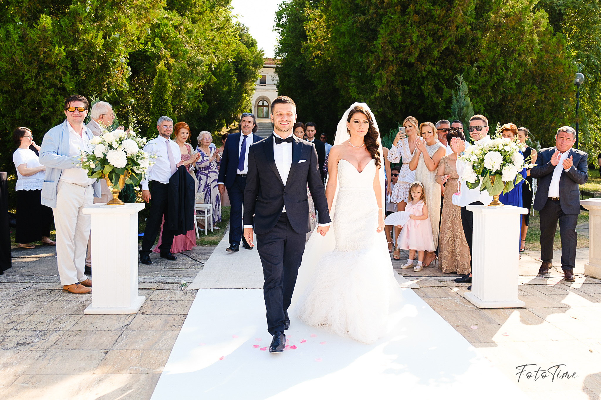Fotografii Cununie civila in aer liber la Palatul Snagov - FotoTime