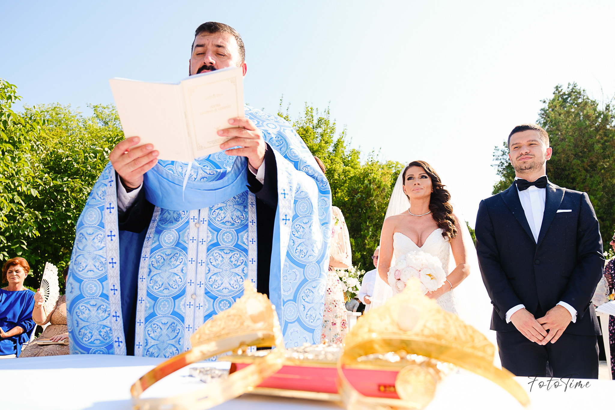 Fotografii Cununie religioasa in aer liber la Palatul Snagov - FotoTime