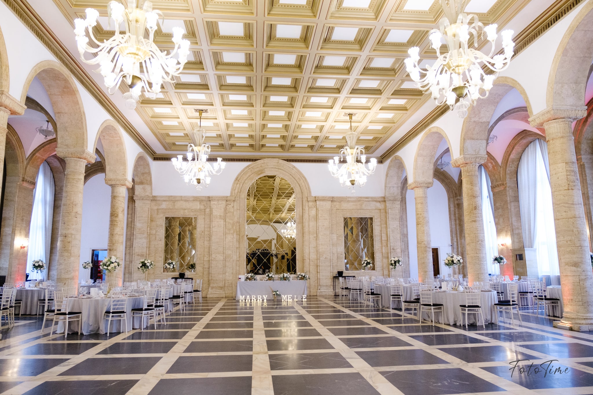 Fotografii Nunta Royal Hall Bucuresti - FotoTime