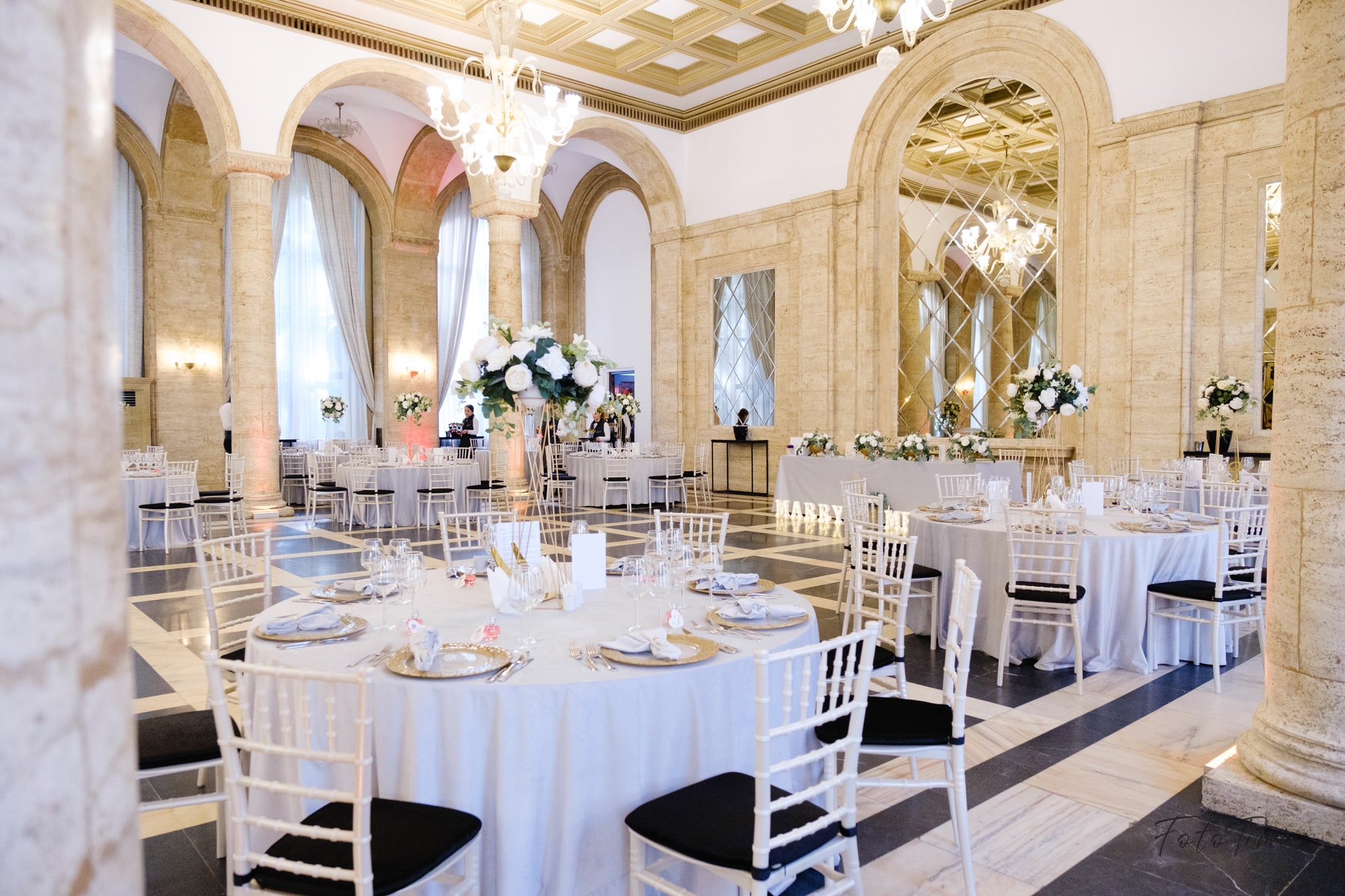Fotografii Nunta Royal Hall Bucuresti - FotoTime