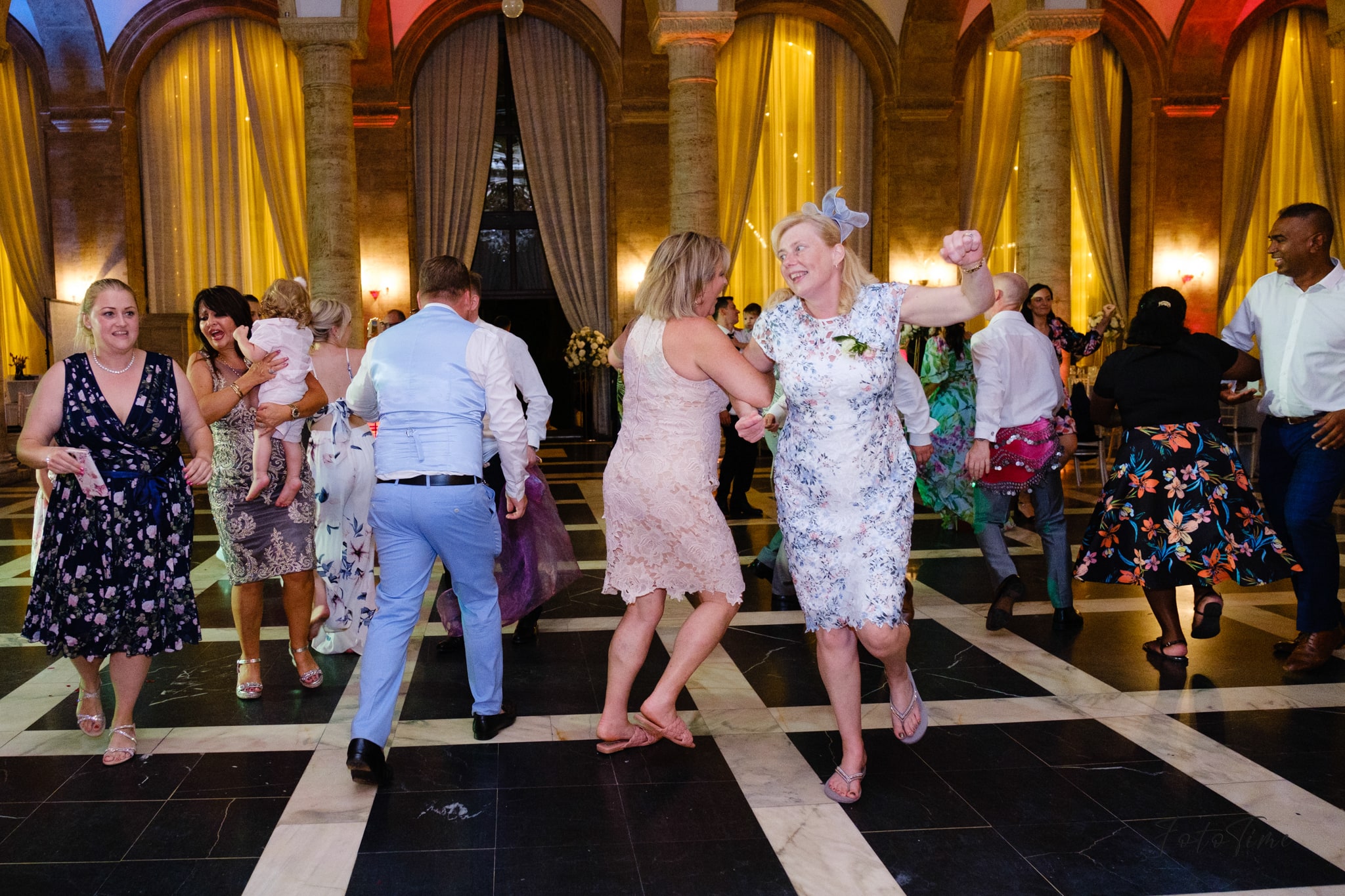 Fotografii Nunta Royal Hall Bucuresti - FotoTime