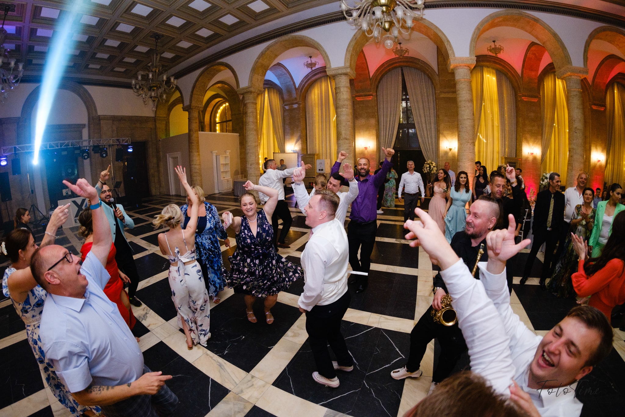 Fotografii Nunta Royal Hall Bucuresti - FotoTime