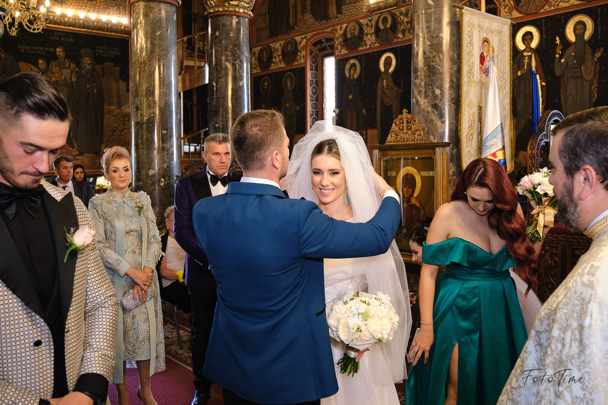 Fotografii Nunta Bucuresti - Cununie religioasa - FotoTime