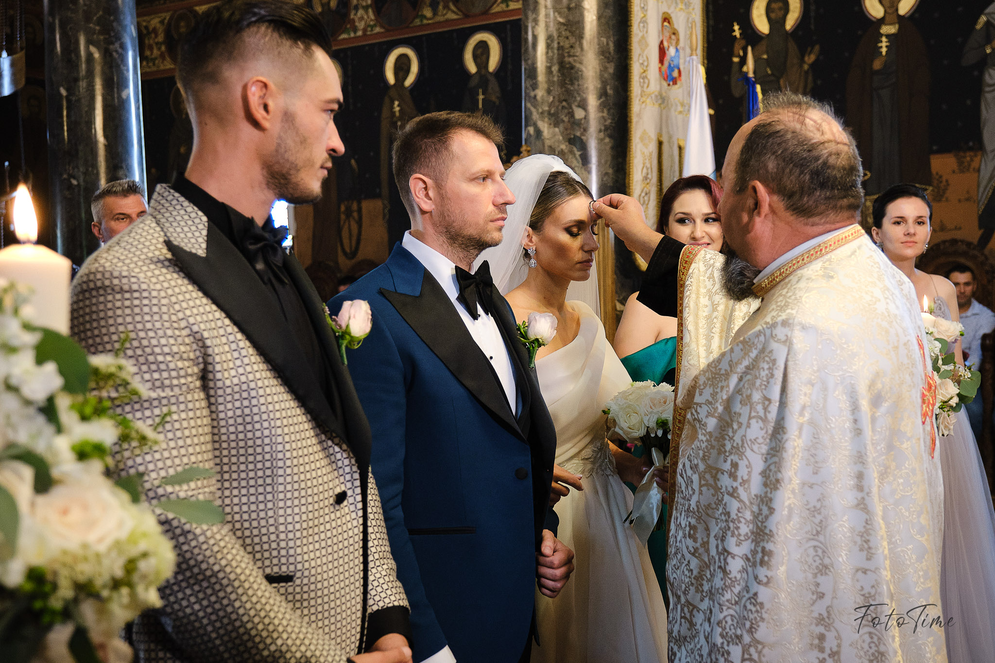 Fotografii Nunta Bucuresti - Cununie religioasa - FotoTime