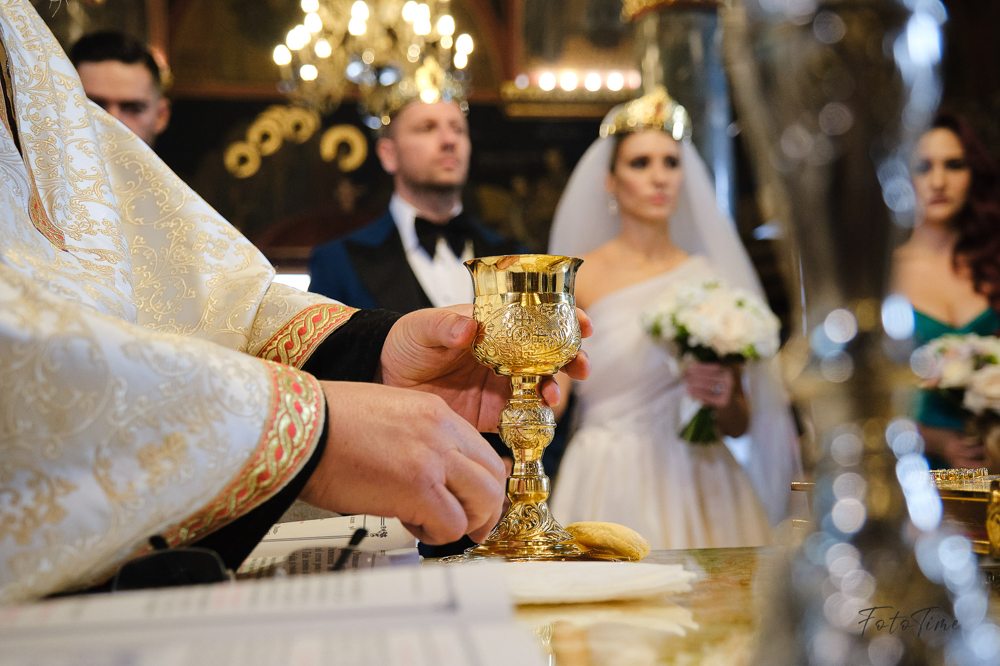 Fotografii Nunta Bucuresti - Cununie religioasa - FotoTime