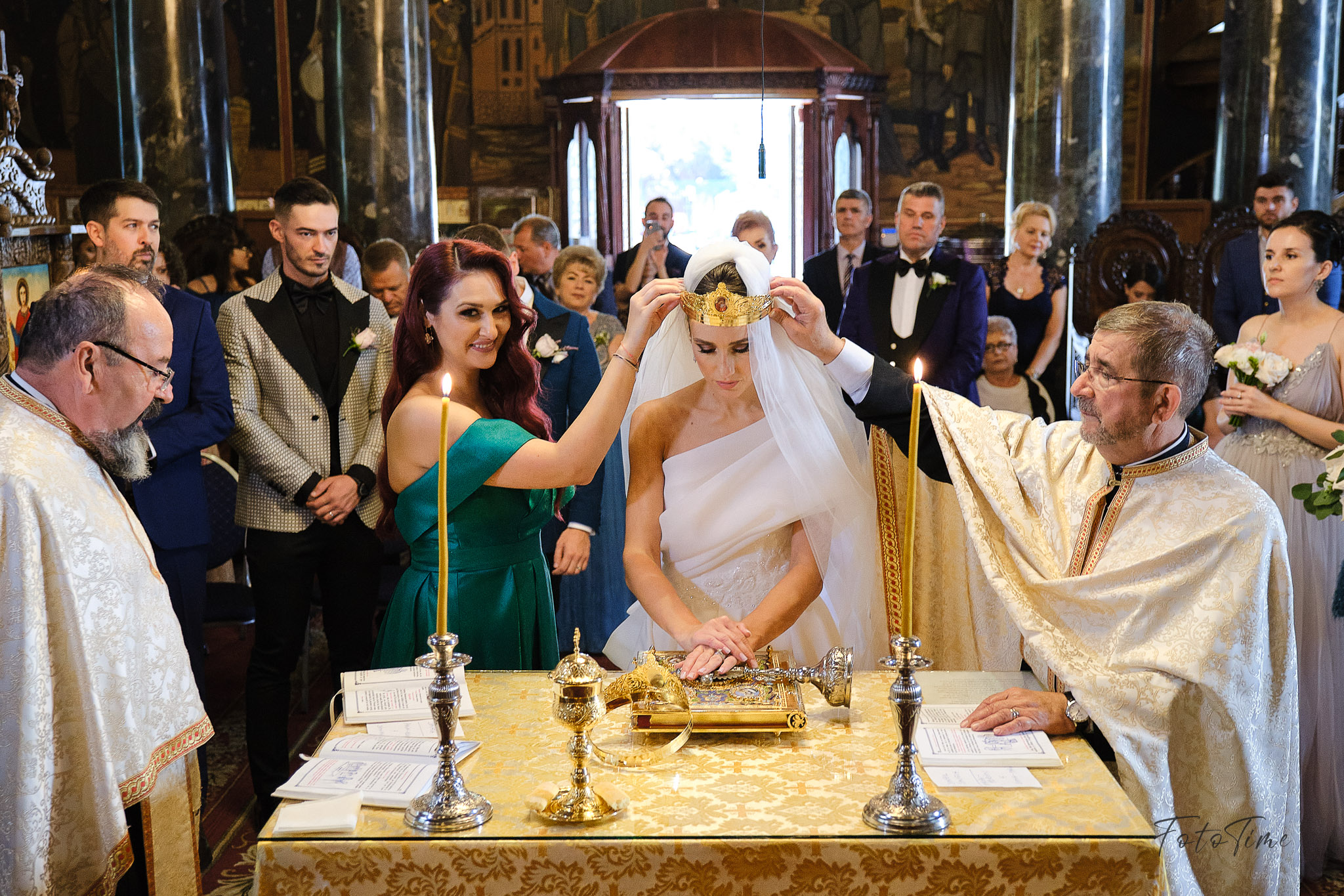 Fotografii Nunta Bucuresti - Cununie religioasa - FotoTime