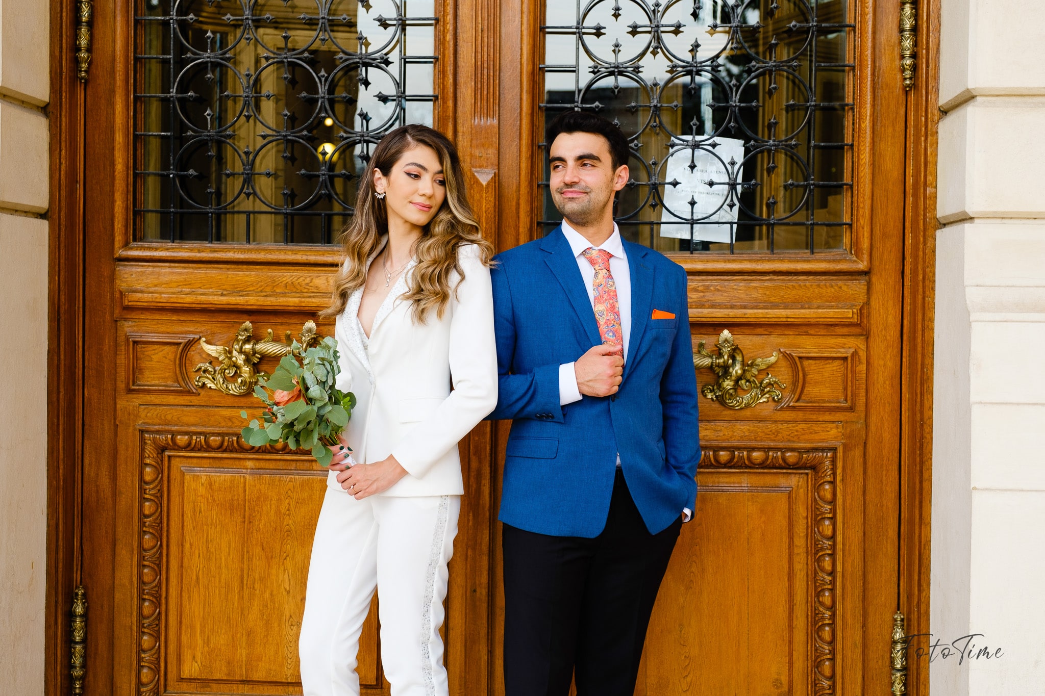 Sedinta foto Save the Date la Ateneul Roman Bucuresti - FotoTime