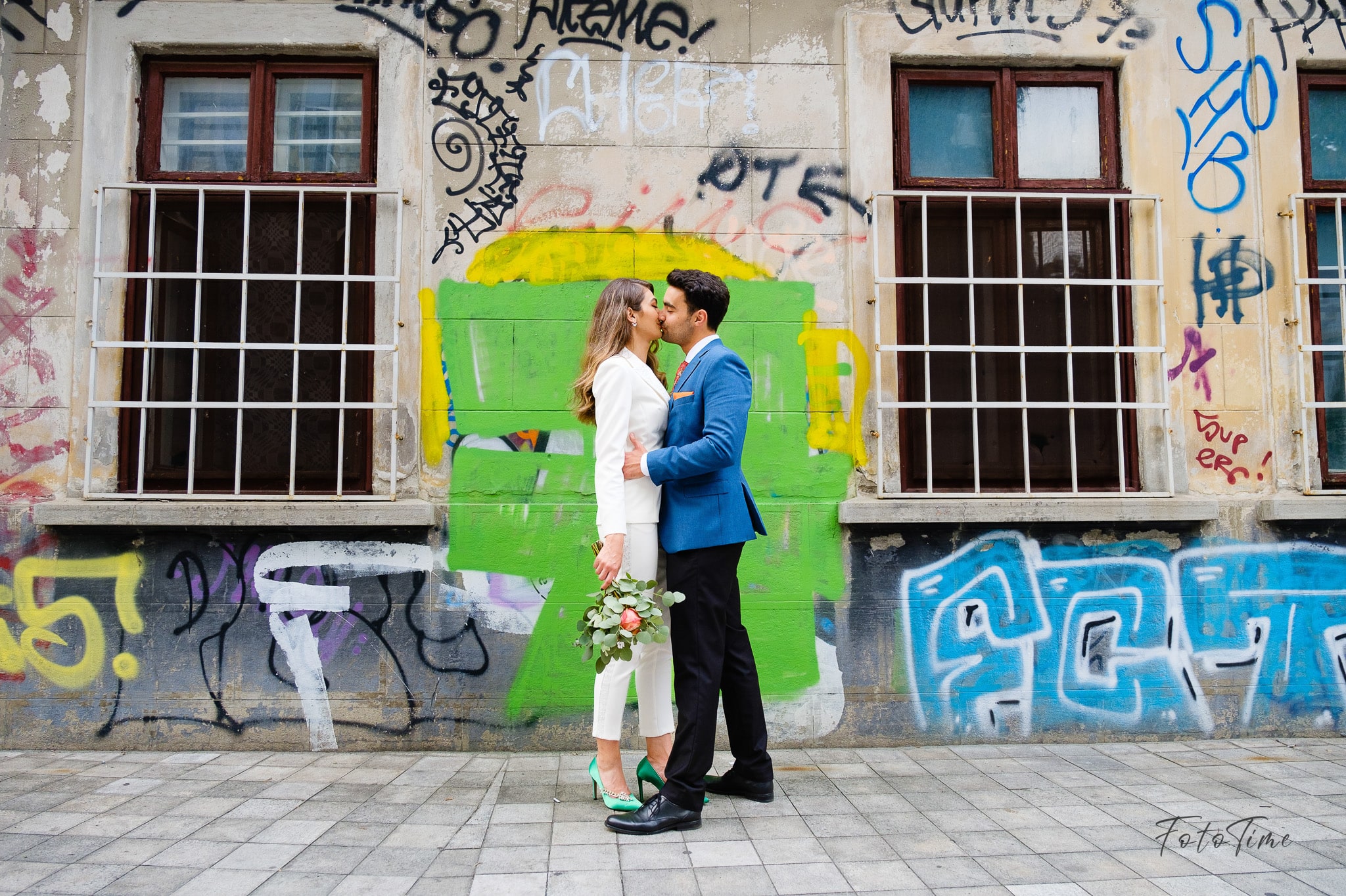 Sedinta foto Save the Date la Ateneul Roman Bucuresti - FotoTime