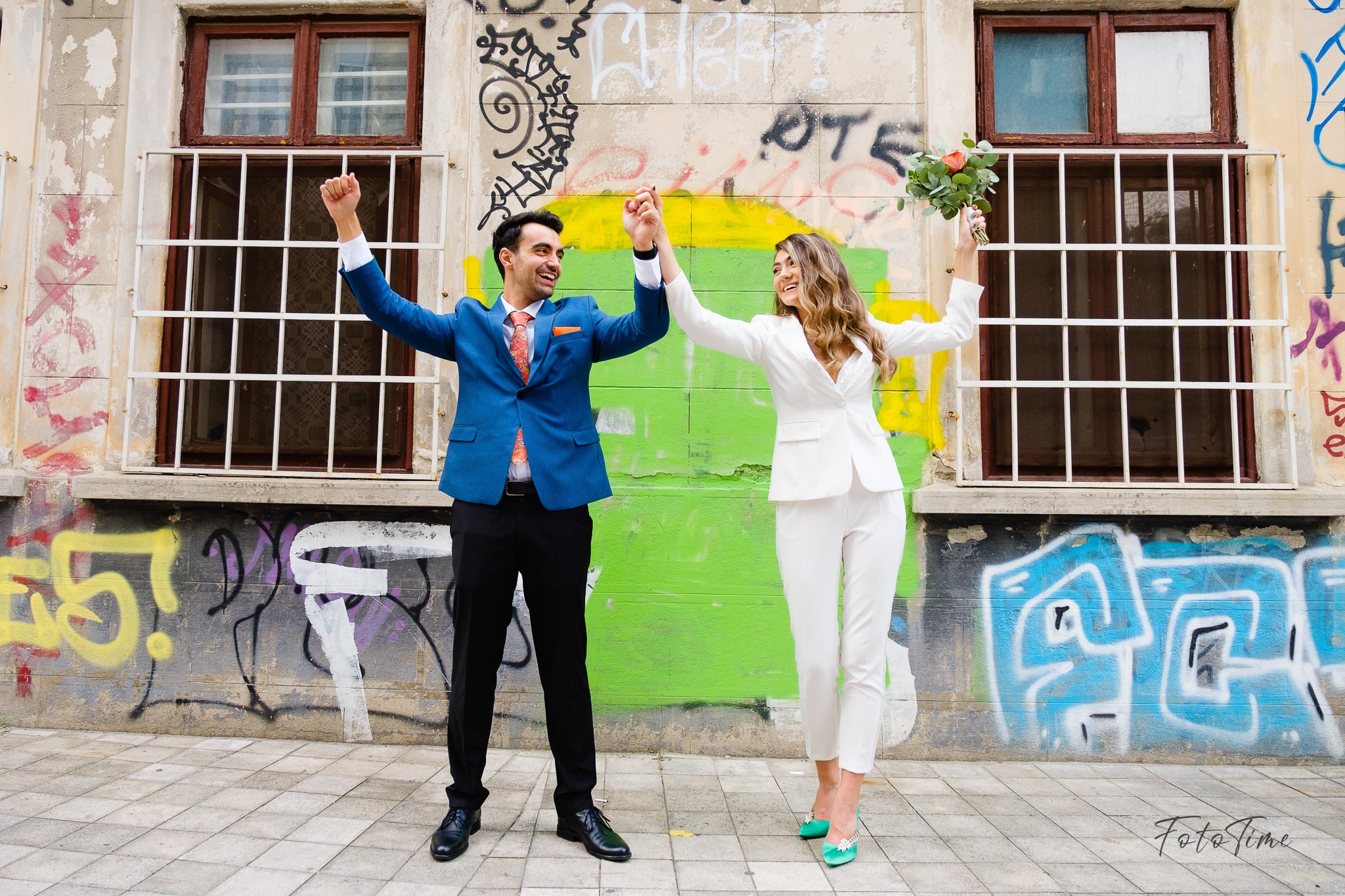 Sedinta foto Save the Date la Ateneul Roman Bucuresti - FotoTime