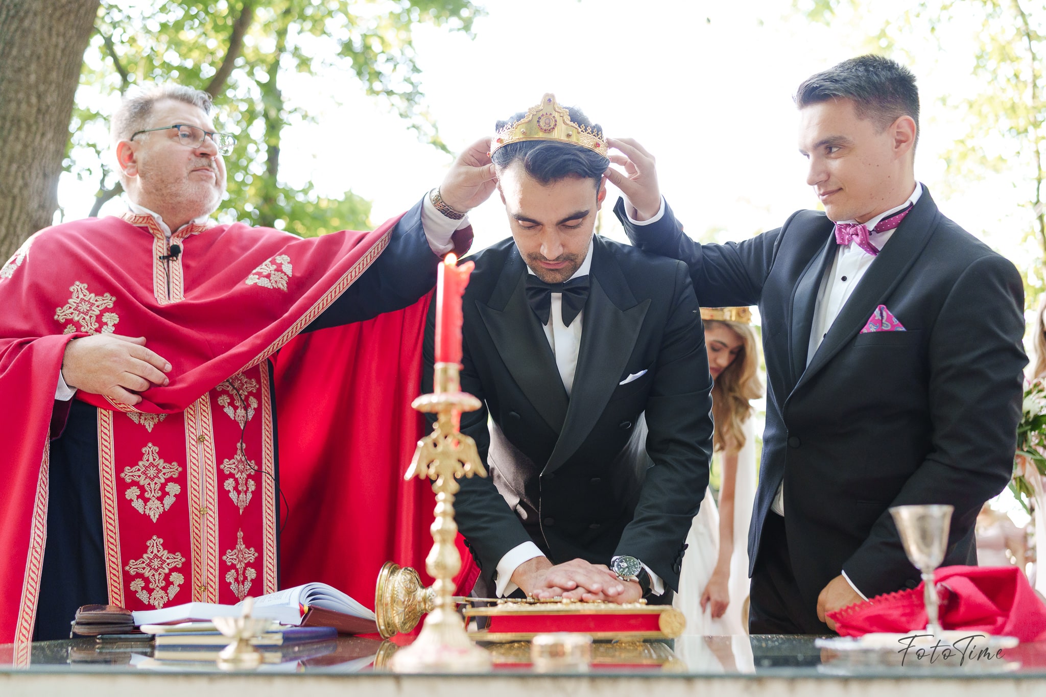Cununie religioasa in aer liber la Padurile Regale - FotoTime