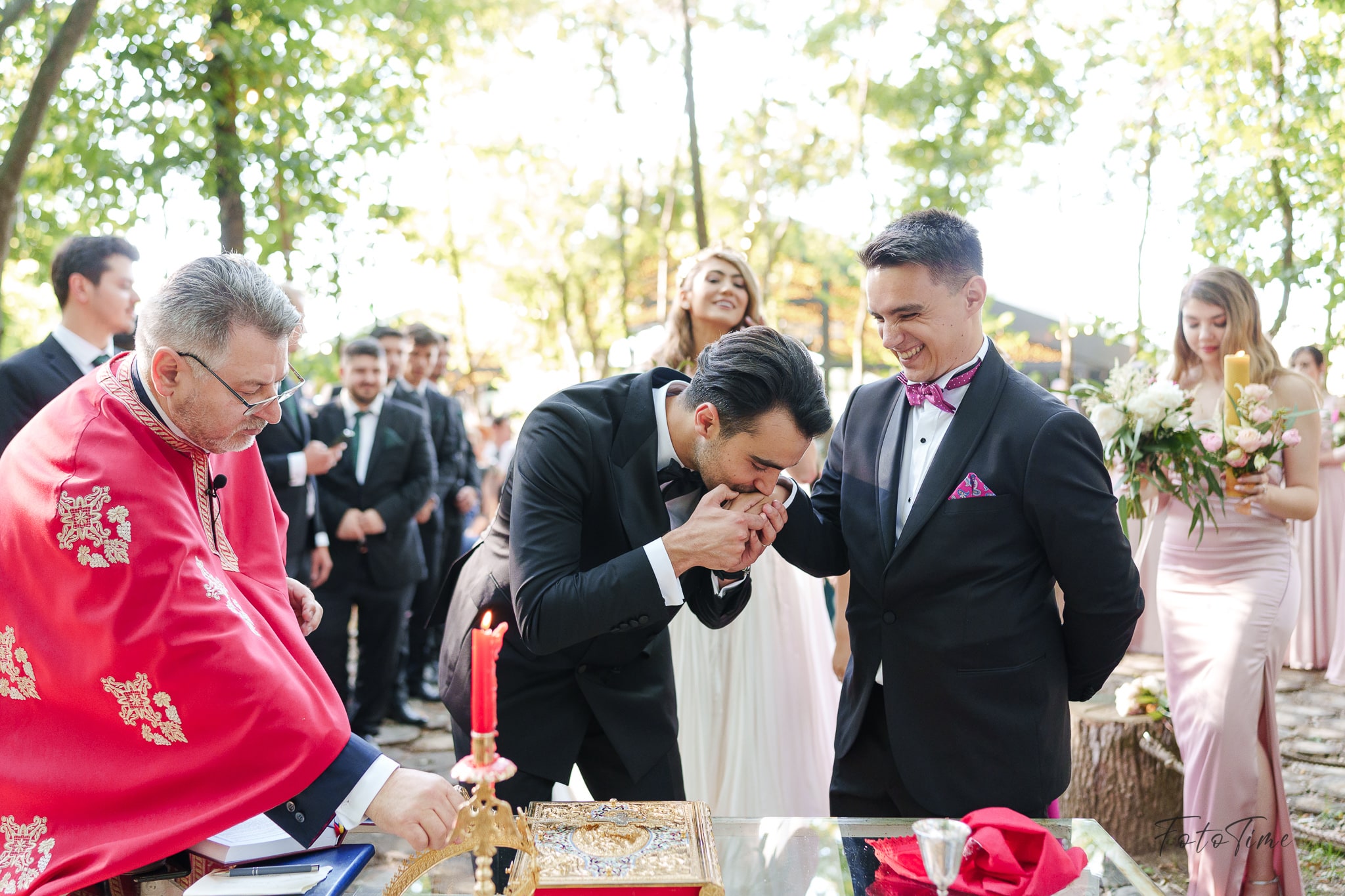 Cununie religioasa in aer liber la Padurile Regale - FotoTime