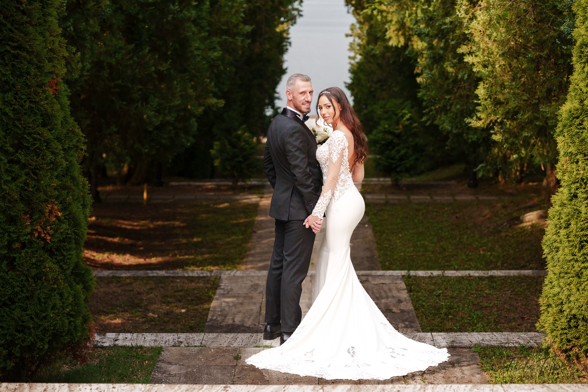 Sedință foto “Trash the Dress” la Palatul Snagov cu Fototime - Fotograf de Nuntă