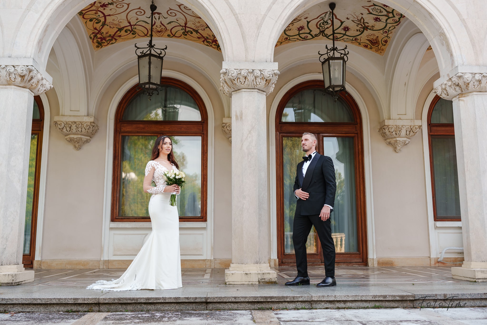 Sedinta foto Trash the Dress la Palatul Snagov cu Fototime - Fotograf de Nunta