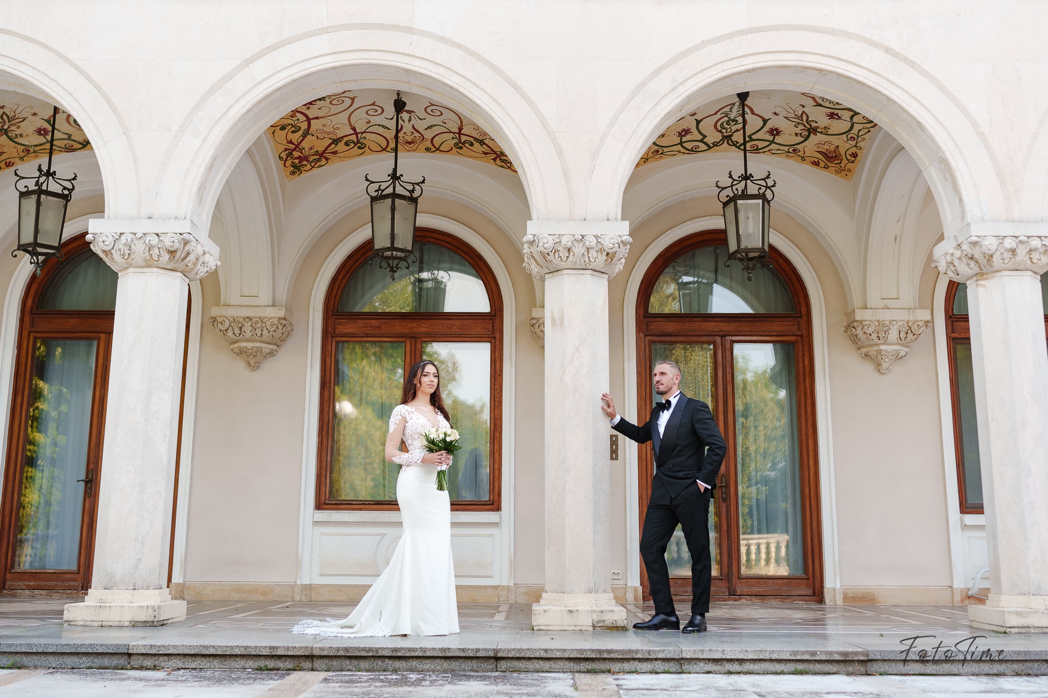 Sedinta foto Trash the Dress la Palatul Snagov cu Fototime - Fotograf de Nunta