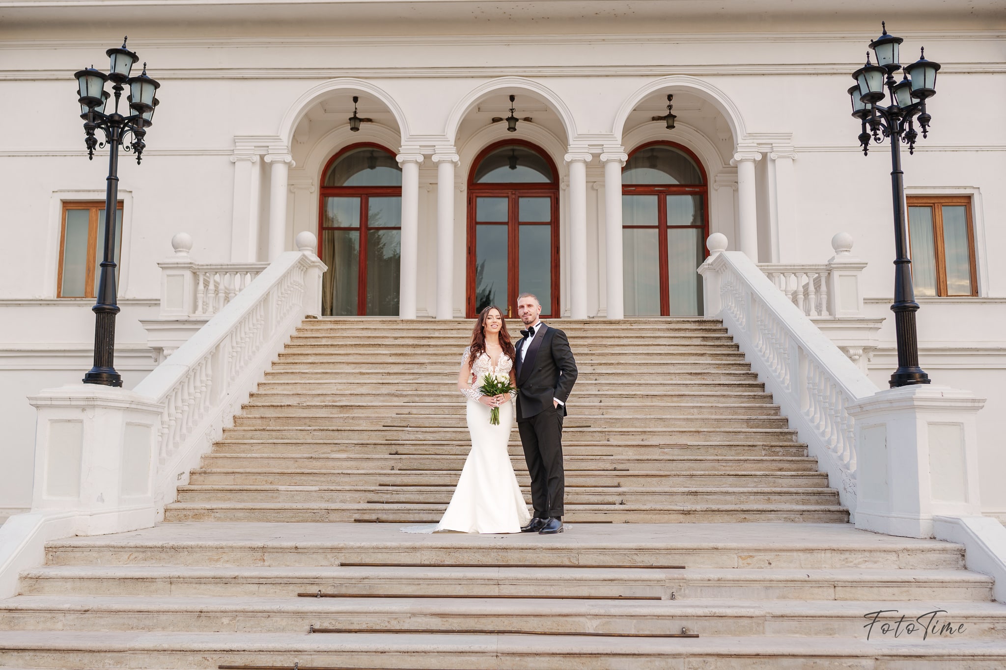 Sedinta foto Trash the Dress la Palatul Snagov cu Fototime - Fotograf de Nunta