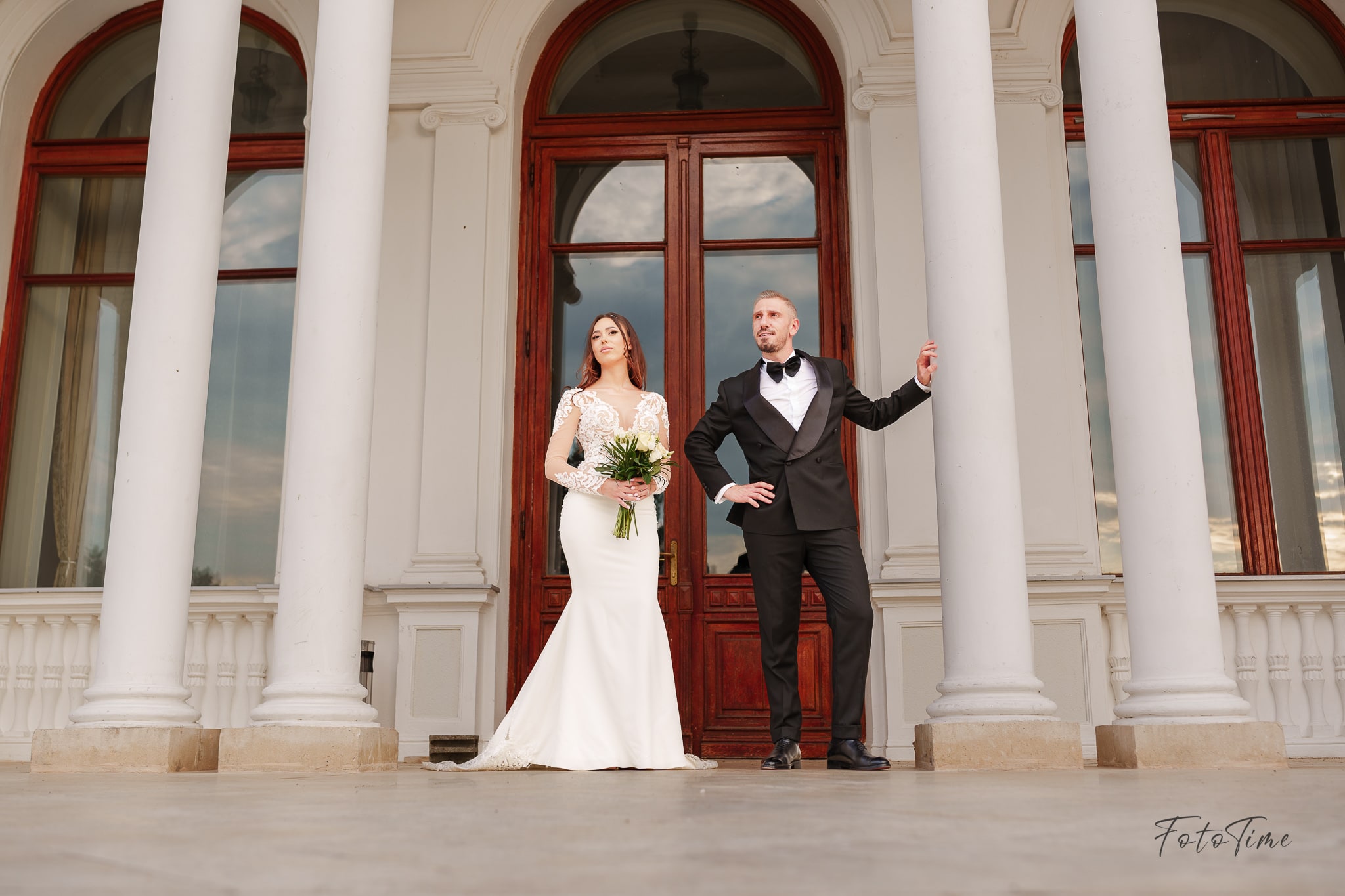 Sedinta foto Trash the Dress la Palatul Snagov cu Fototime - Fotograf de Nunta
