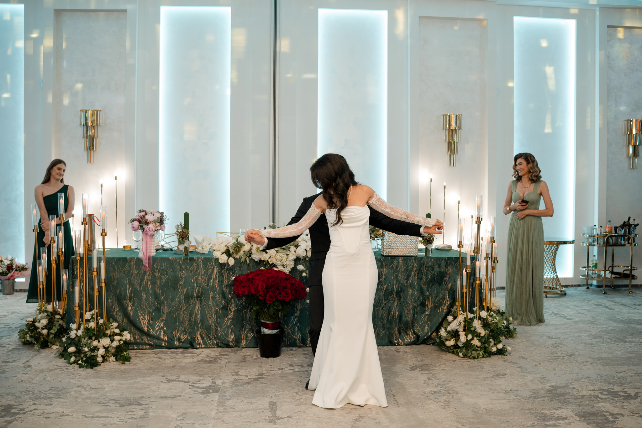 Dansul mirilor la Moon Events cu Oana și Laur realizate de FotoTime