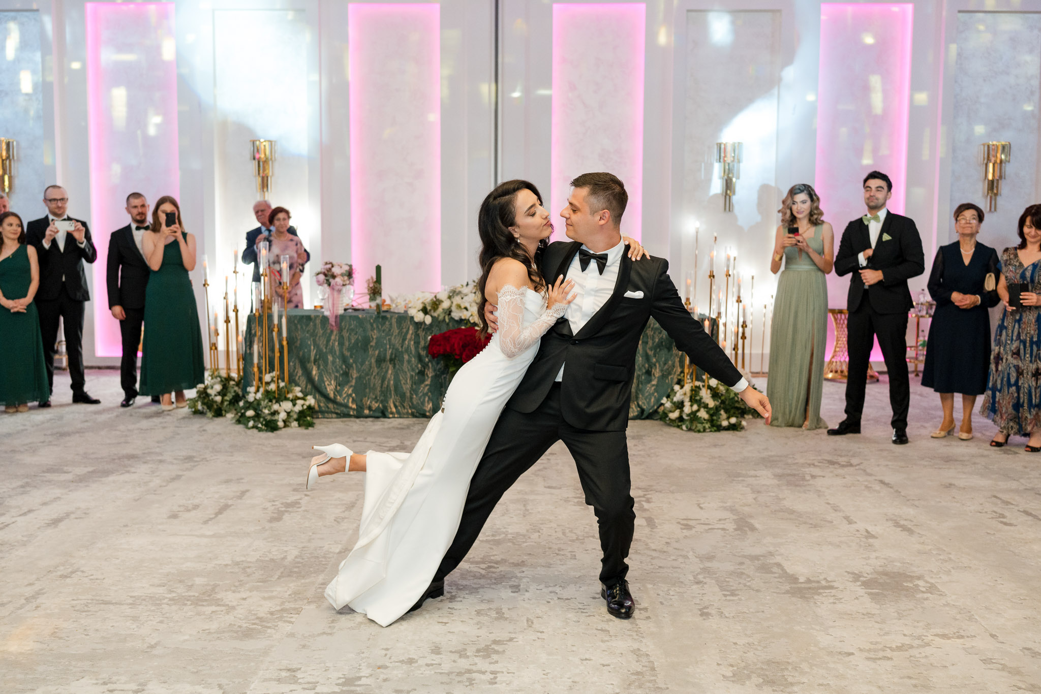 Dansul mirilor la Moon Events cu Oana și Laur realizate de FotoTime