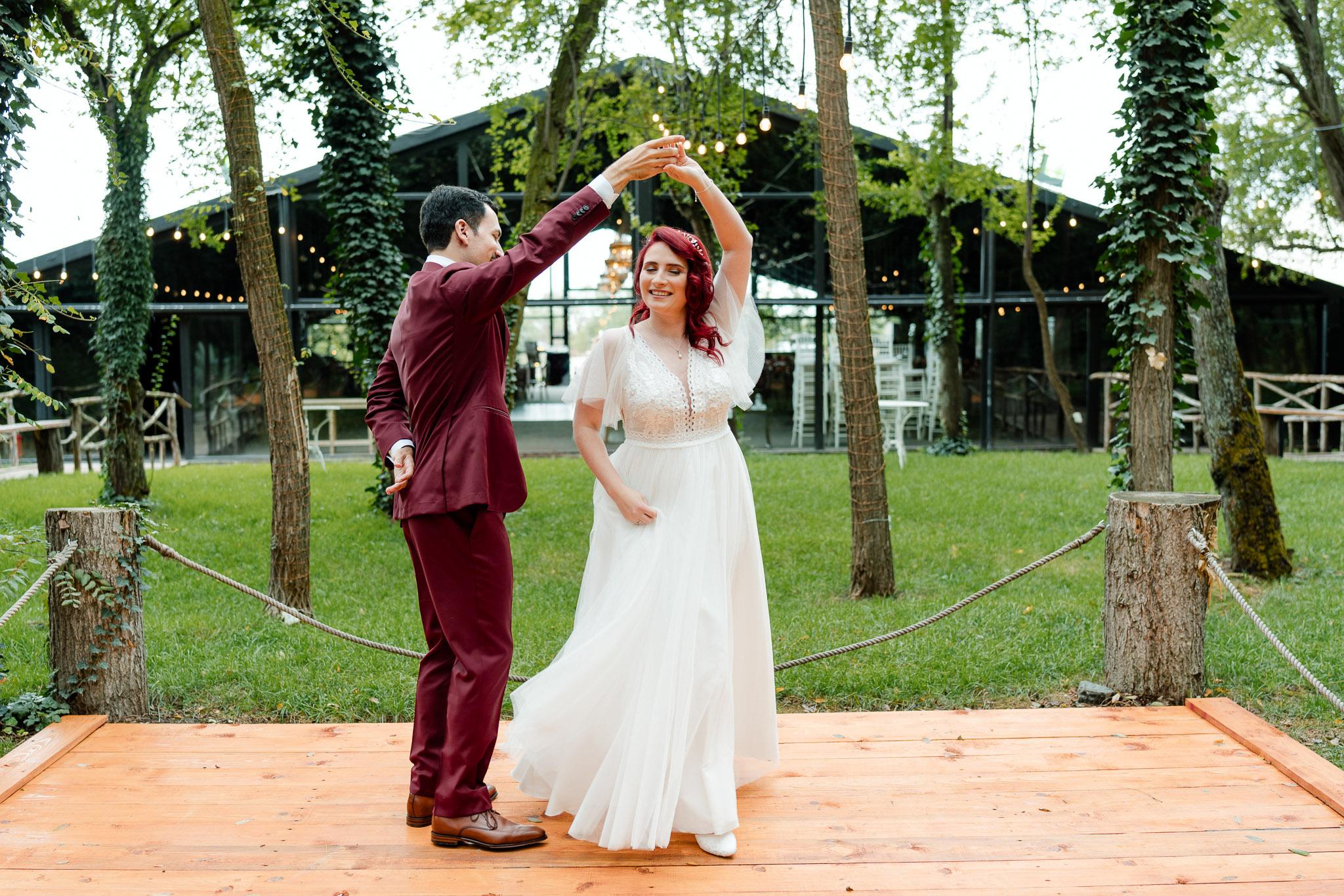 Fotografii din ziua nuntii la Padurile Regale by FotoTime -