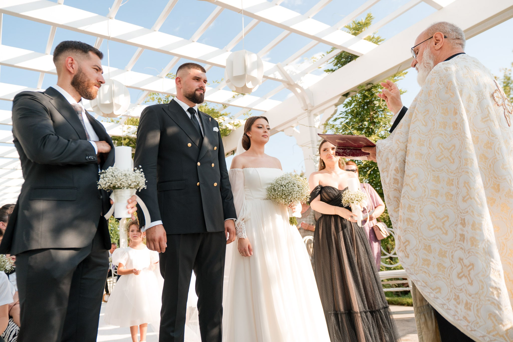 Ceremonie religioasă la Monato Event București – Miri emoționați în fața altarului