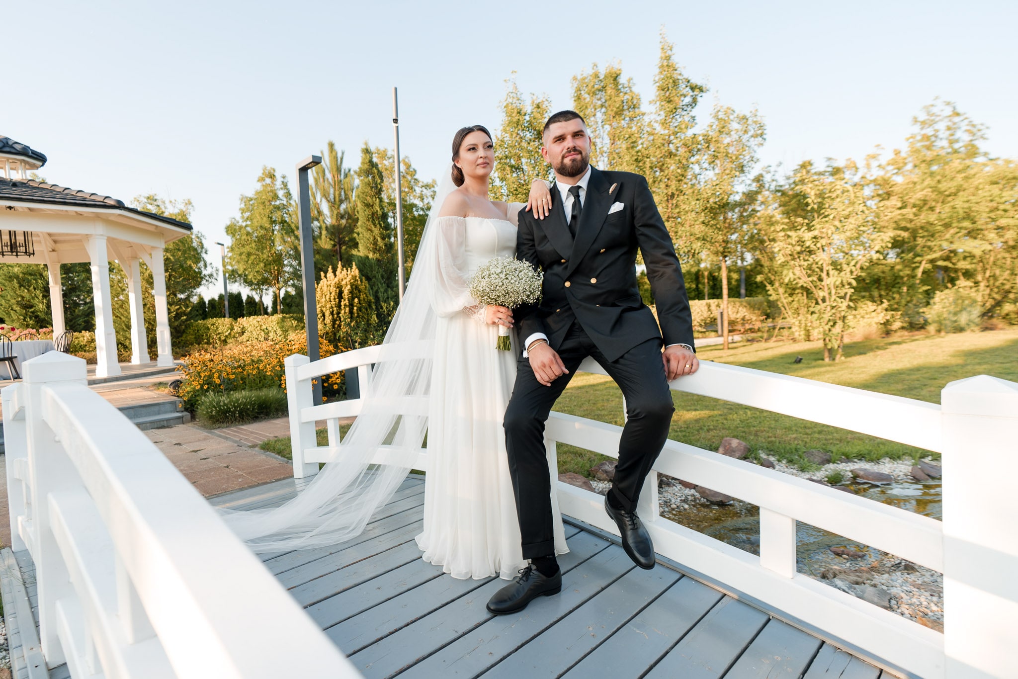 Fotografie artistică de nuntă la Monato Event București – Miri într-un decor superb cu FotoTime