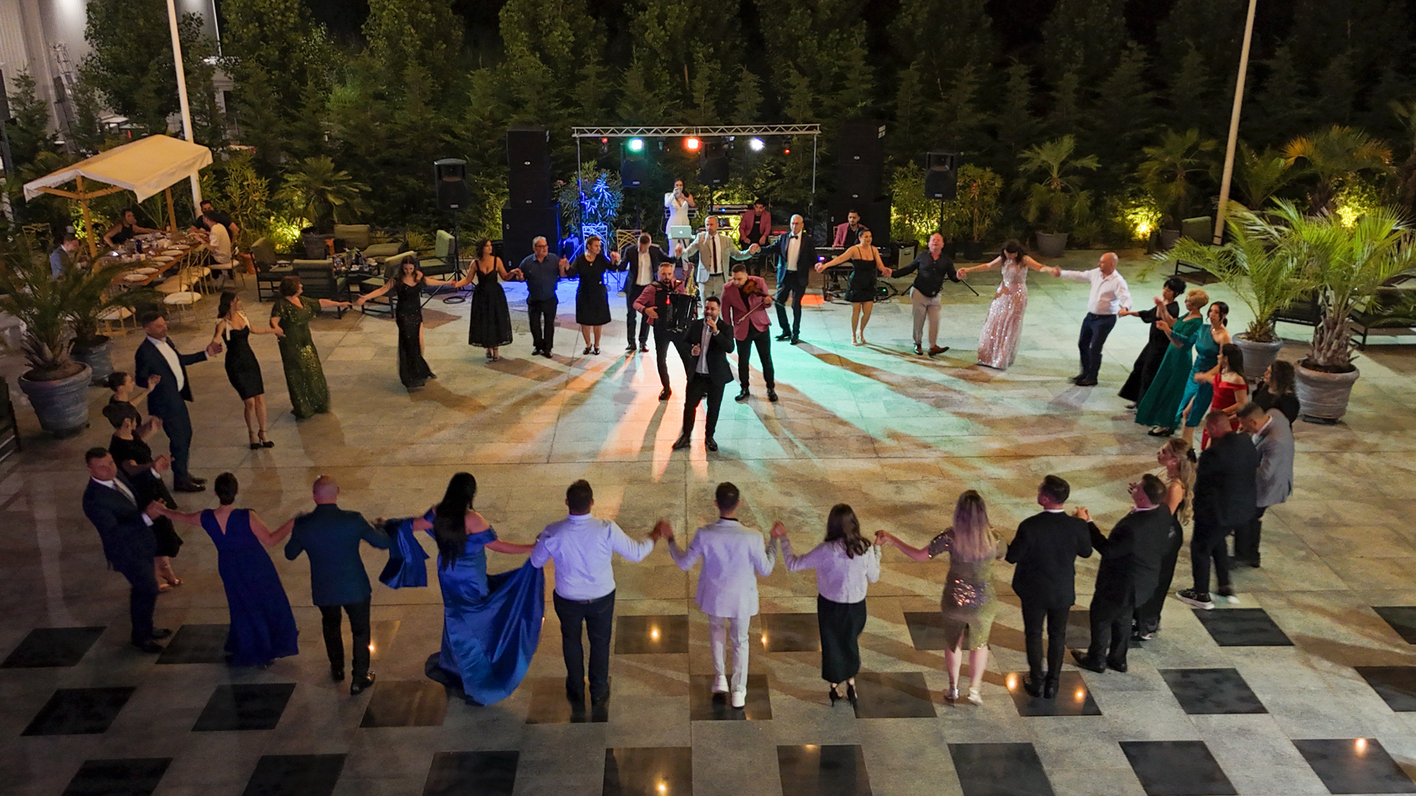 Nuntă Monato Events – Fotografii spectaculoase cu drona la petrecerea de nuntă – FotoTime