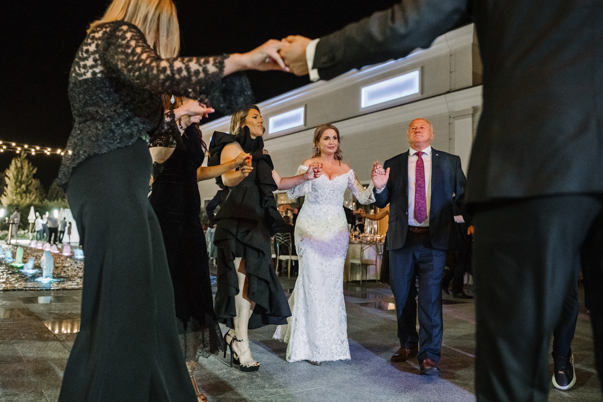 Nuntă Monato Events – Petrecere sub lumini colorate la Monato Events – FotoTime