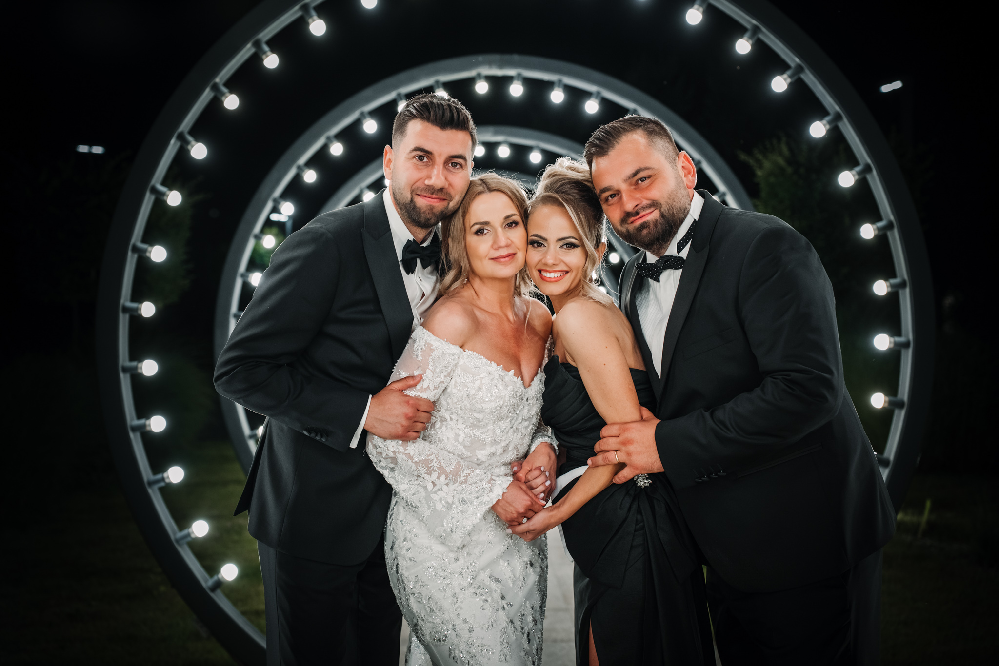 Nuntă Monato Events – Ședință foto seara sub lumini – FotoTime